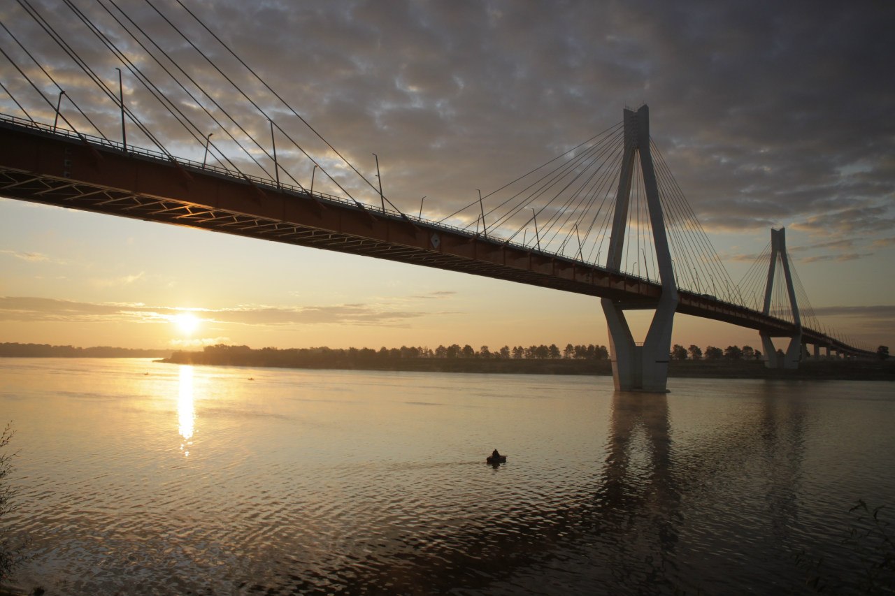 Вантовый мост через Оку